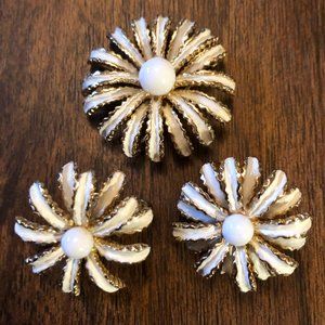 Crown Trifari Gold Tone White Enamel Flower Burst Pin and Clip On Earrings. 3 pc